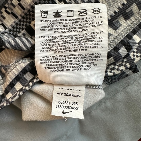 Nike Pro Dri-Fit Aztec Half Zip Pull Over Thumbholes Logo Pullover Women's Sz. L - Picture 11 of 13